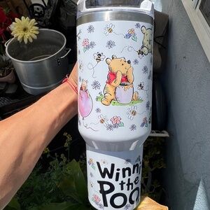 Winnie the Pooh tumbler 40 oz